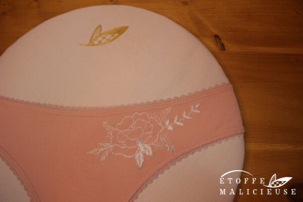 Broderie Tendre rose_04 Tendre rose