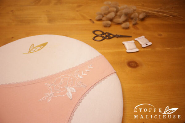 Broderie Tendre rose_07 Tendre rose